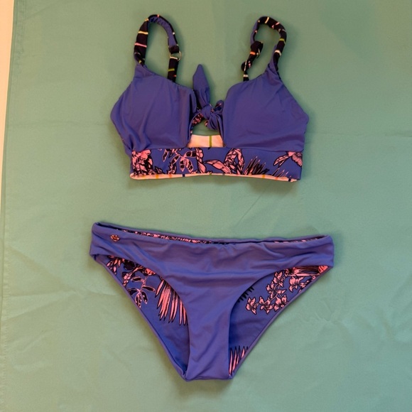 Maaji Blue Floral Bikini Set reversible padded lined size Small woman’s - Picture 8 of 11